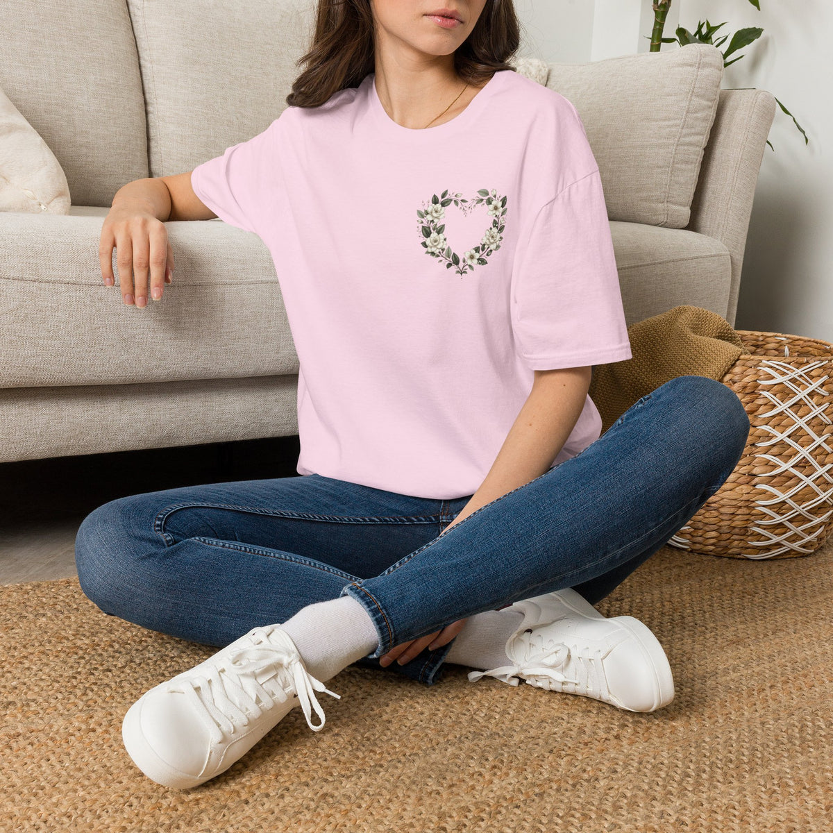 Gardenia Heart Floral Wreath T-Shirt – Botanical