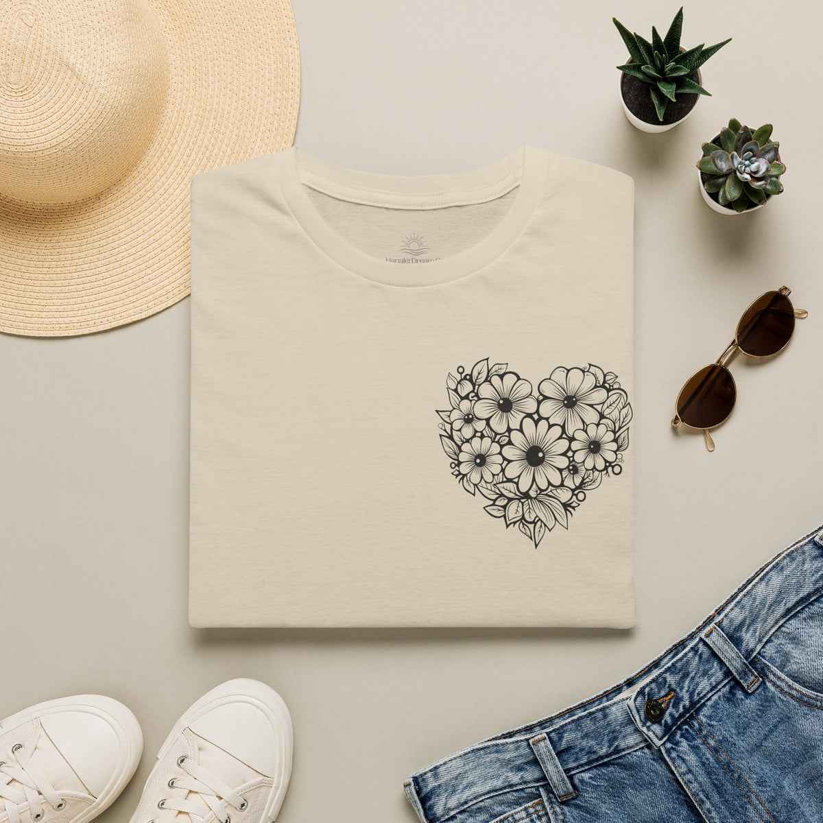 Bloom Kindly Floral Heart T-Shirt – Daisy Line Art