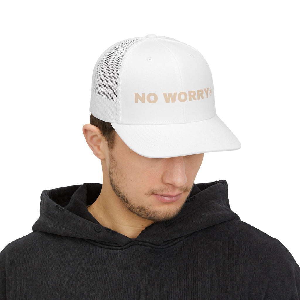 No Worry Snapback Trucker Cap — Casual Lightweight Mesh Hat