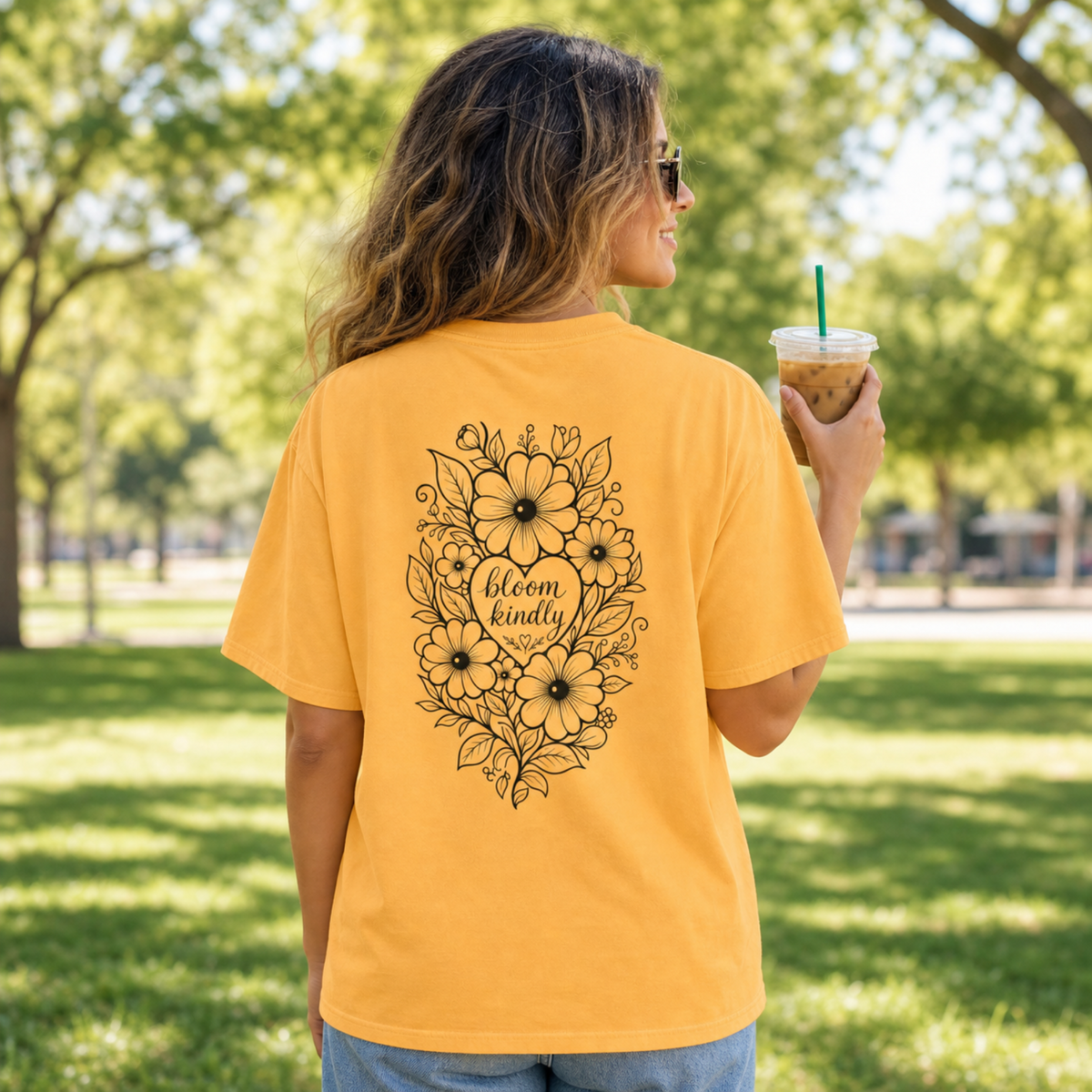 Bloom Kindly Floral Heart T-Shirt – Daisy Line Art