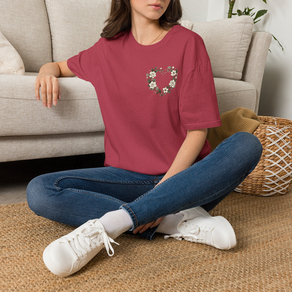 Gardenia Heart Floral Wreath T-Shirt – Botanical