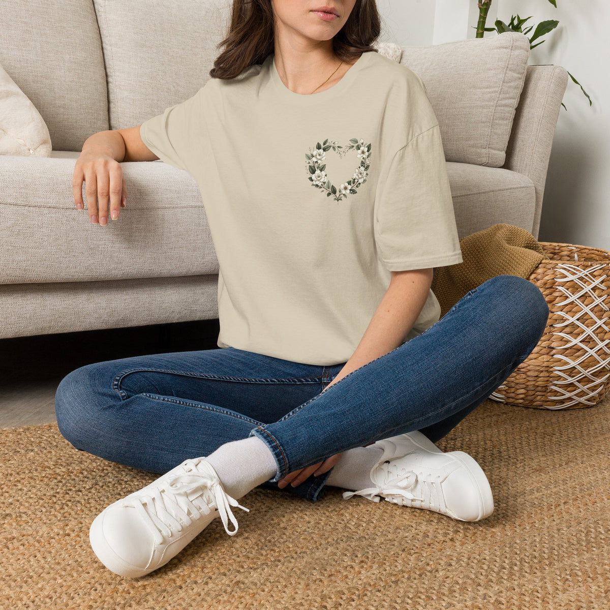 Gardenia Heart Floral Wreath T-Shirt – Botanical