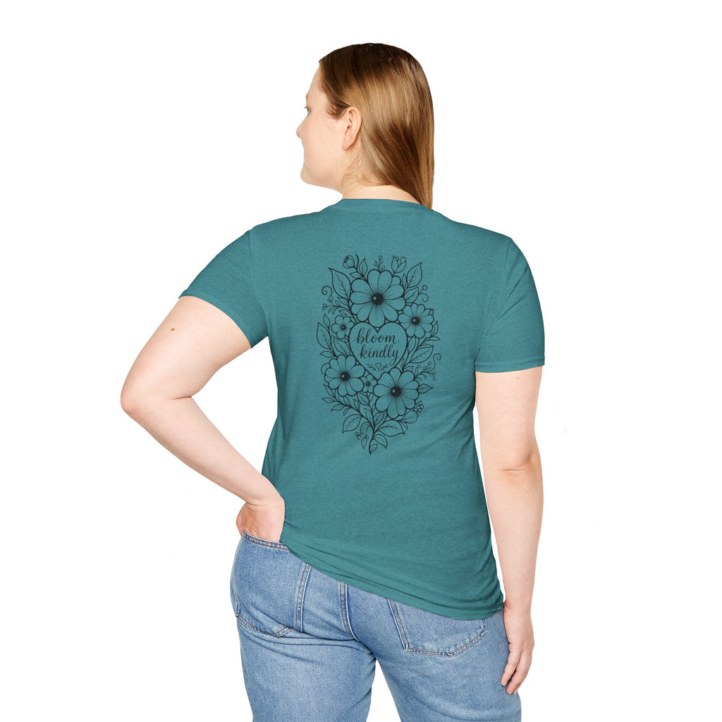 Bloom Kindly Floral Heart T-Shirt – Daisy Line Art