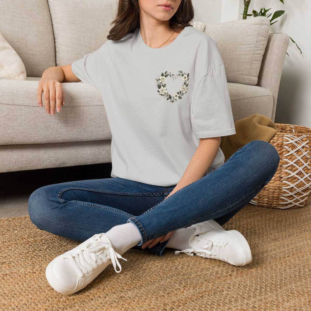 Gardenia Heart Floral Wreath T-Shirt – Botanical