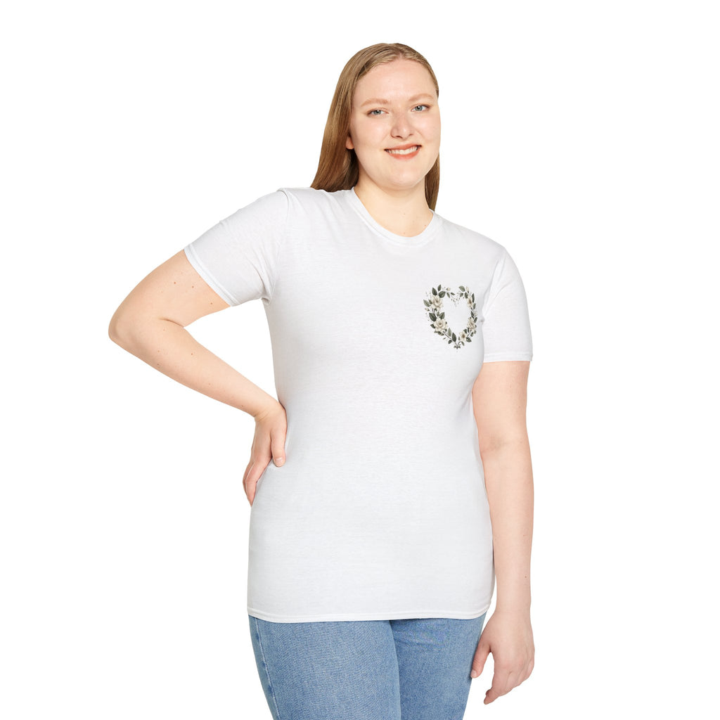 Gardenia Heart Floral Wreath T-Shirt – Botanical